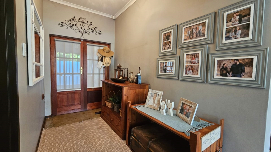 3 Bedroom Property for Sale in Meerhof North West